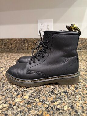 Dr. Martens | Shoes | Dr Martens 46 Originals Union Jack 8 Eye